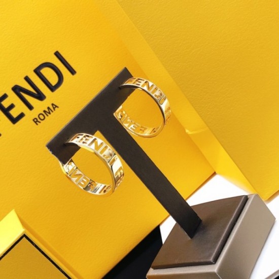 Always sold out at the end of the year Earrings 2023SS FENDI Fendi Always sold out at the end of the year Earrings 2023SS FENDI Fendi